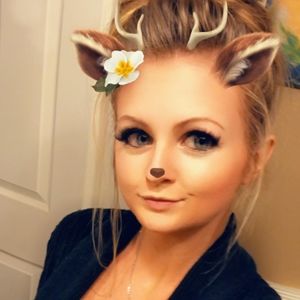 Meet your Posher, Ashley